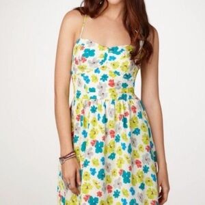 Size 10 American Eagle Floral Summer Dress fits size small - large